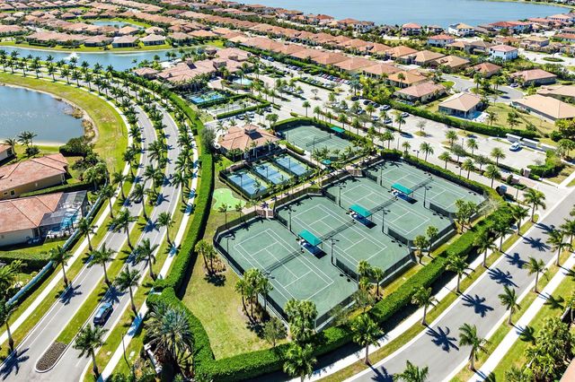 11990 Kalmar Circle S, Parkland, FL 33076