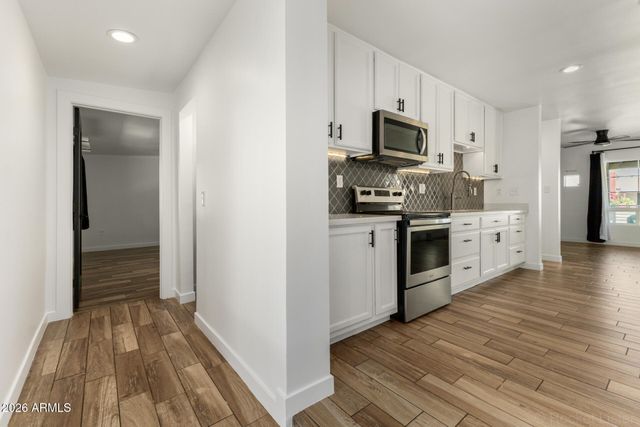 3213 E YALE Street, Phoenix, AZ 85008