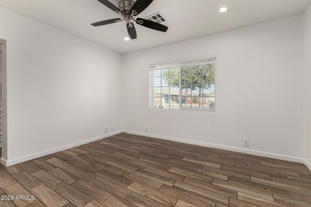 3213 E YALE Street, Phoenix, AZ 85008