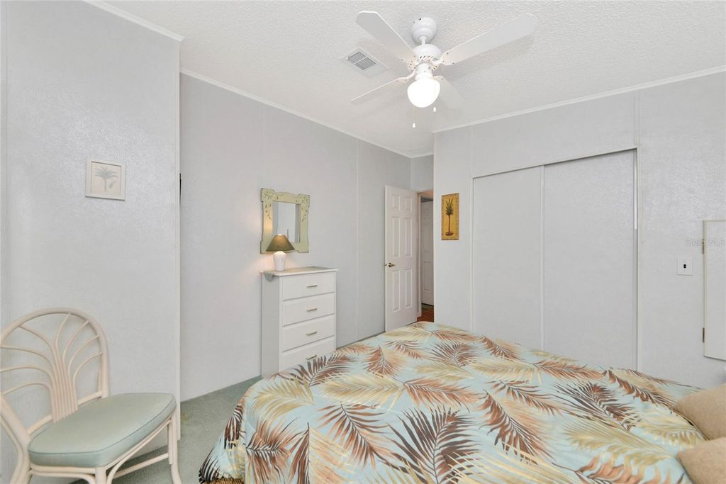 Image 28 of property listing at 804 50TH C AVENUE E, Bradenton, FL 34203