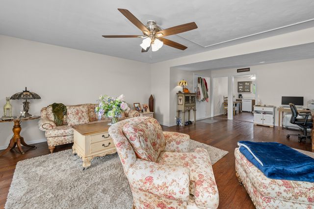 3717 35th Street 1, Moline, IL 61265