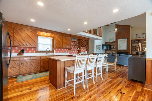 3603 Bay Point Drive, Edisto Island, SC 29438