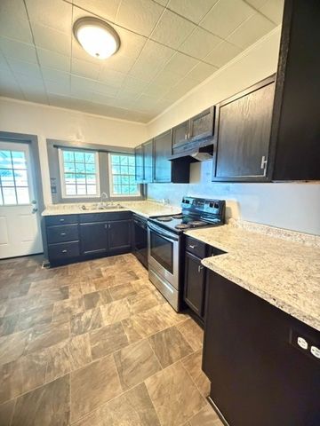 203 Bennett St, Decherd, TN 37324