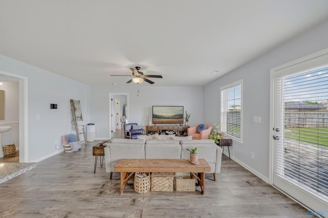 138 Heritage Way Drive, Toney, AL 35773