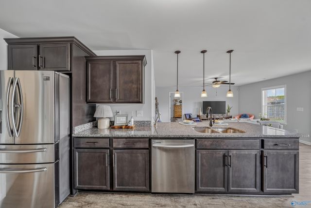 138 Heritage Way Drive, Toney, AL 35773