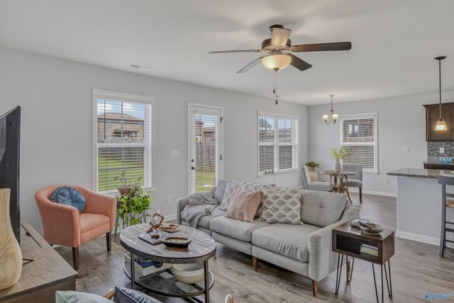 138 Heritage Way Drive, Toney, AL 35773