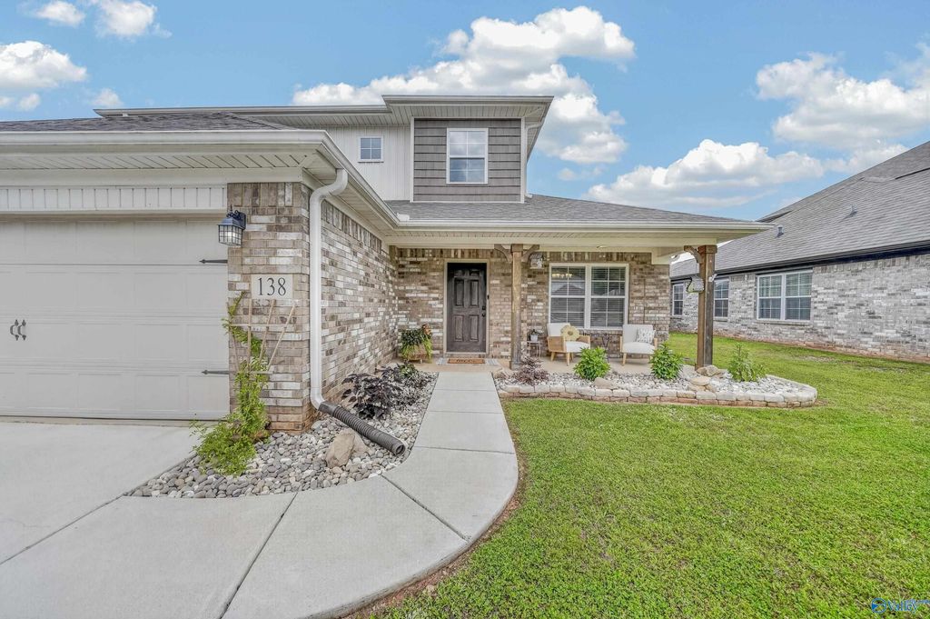 138 Heritage Way Drive, Toney, AL 35773