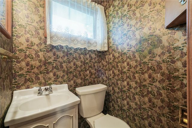1000 29th Street NE, Cedar Rapids, IA 52402