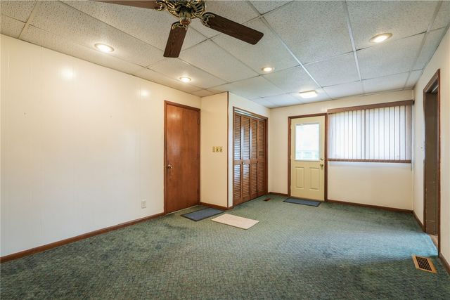 1000 29th Street NE, Cedar Rapids, IA 52402