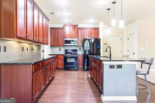 264 Creekview Lane, Acworth, GA 30102