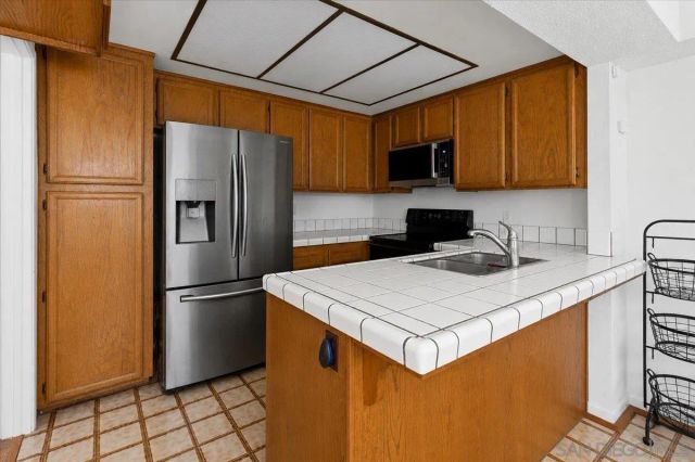10430 Crosscreek Ter, San Diego, CA 92131