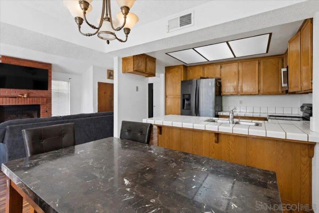10430 Crosscreek Ter, San Diego, CA 92131