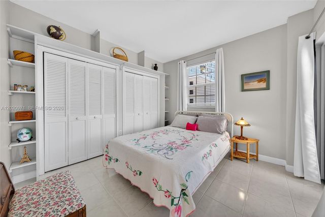 323 Navarre Ave 403, Coral Gables, FL 33134