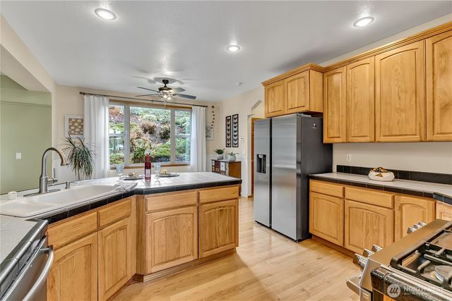 6725 Mirror Court SE, Olympia, WA 98513
