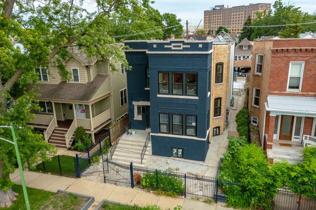 4730 W Grace Street 1, Chicago, IL 60641