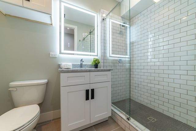 4730 W Grace Street 1, Chicago, IL 60641