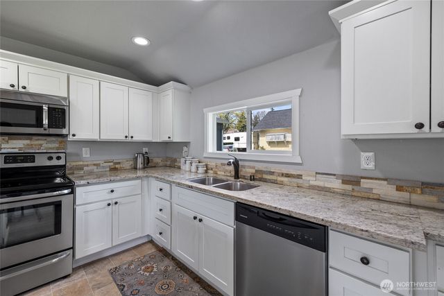 5417 S Cedar Street, Tacoma, WA 98409