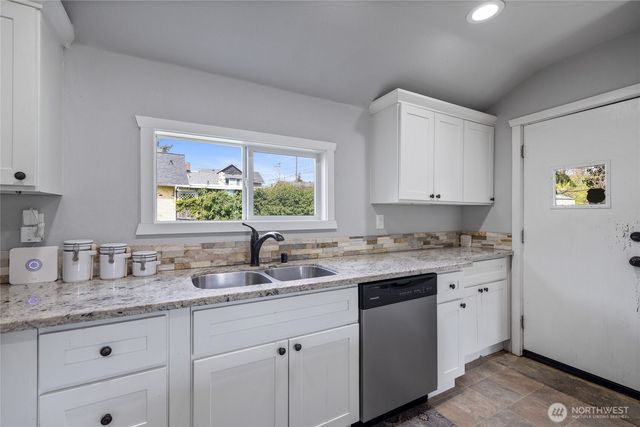 5417 S Cedar Street, Tacoma, WA 98409