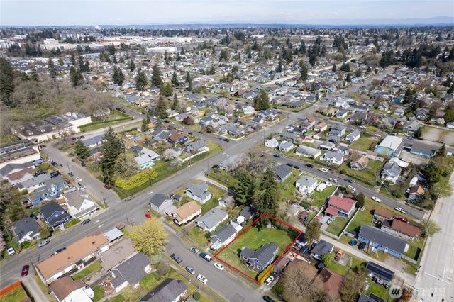 5417 S Cedar Street, Tacoma, WA 98409