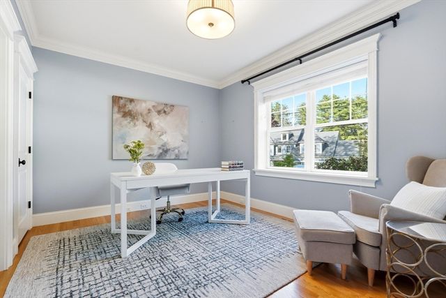 6 Flintlock Rd, Lexington, MA 02420