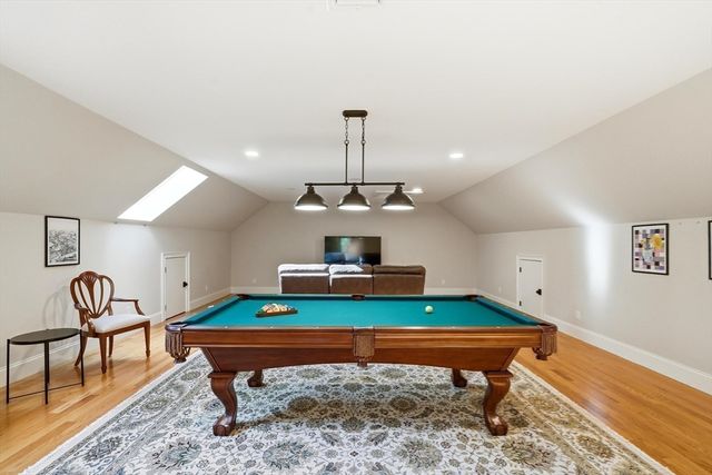 6 Flintlock Rd, Lexington, MA 02420