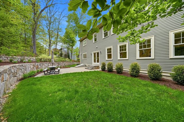 6 Flintlock Rd, Lexington, MA 02420