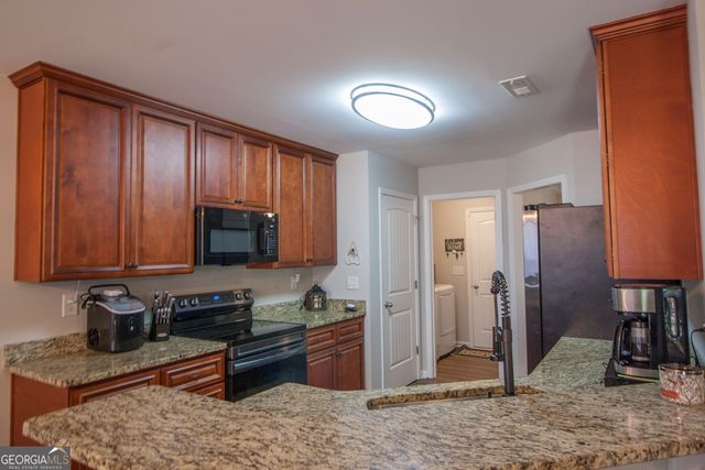 99 Smokey Ridge Drive, Newnan, GA 30263