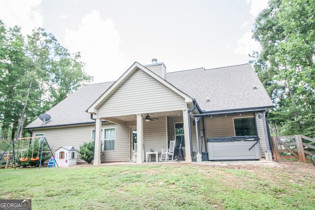 99 Smokey Ridge Drive, Newnan, GA 30263