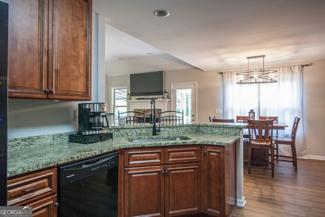 99 Smokey Ridge Drive, Newnan, GA 30263