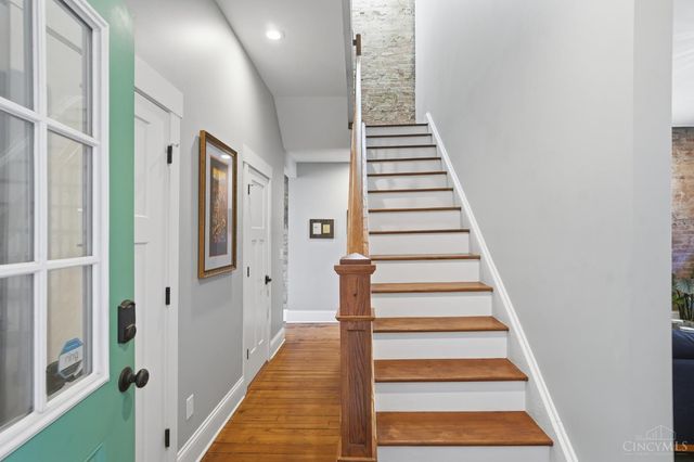 505 W Mcmicken Avenue, Cincinnati, OH 45214