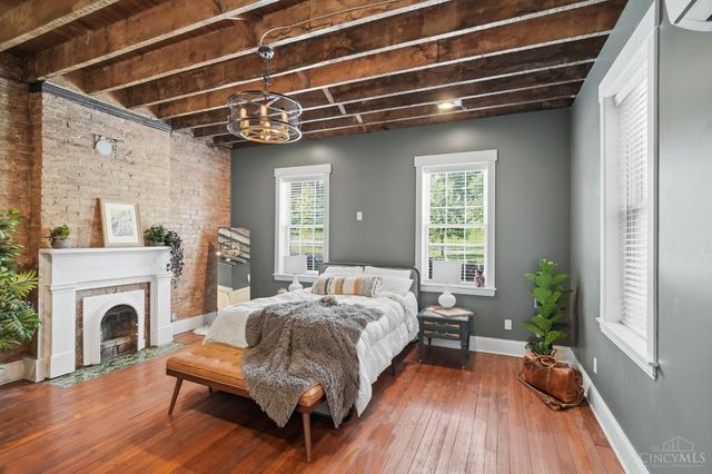505 W Mcmicken Avenue, Cincinnati, OH 45214