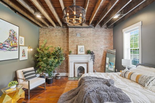 505 W Mcmicken Avenue, Cincinnati, OH 45214