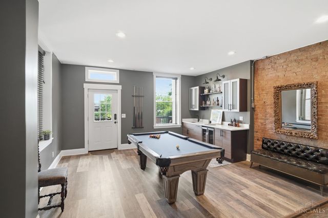 505 W Mcmicken Avenue, Cincinnati, OH 45214