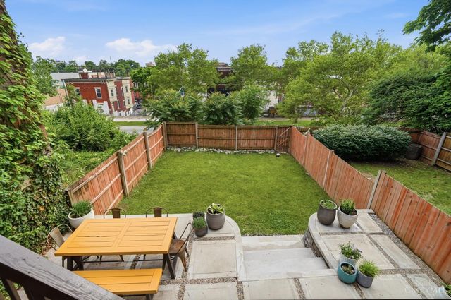 505 W Mcmicken Avenue, Cincinnati, OH 45214