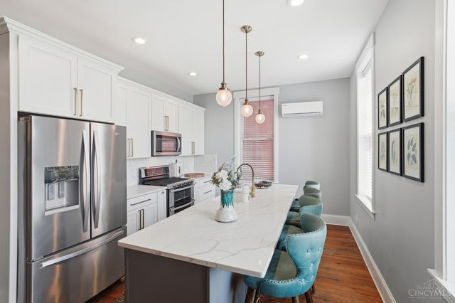 505 W Mcmicken Avenue, Cincinnati, OH 45214