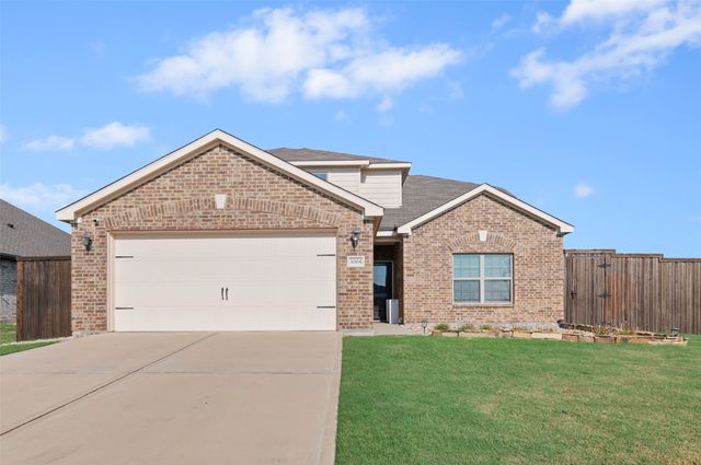 3004 Cliffview Drive, Sanger, TX 76266