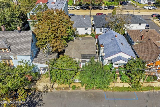 143 Heck Avenue, Ocean Grove, NJ 07756
