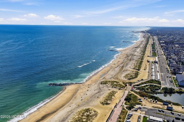 143 Heck Avenue, Ocean Grove, NJ 07756