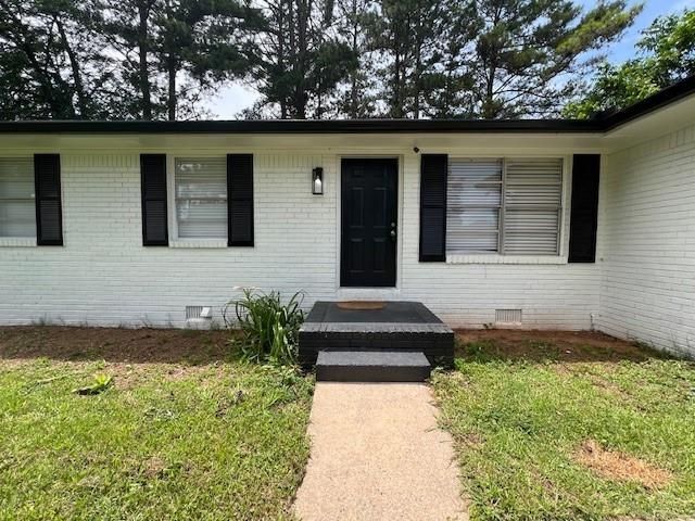 6935 Fielder Road, Rex, GA 30273