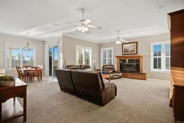 2308 Avenida La Cima, Escondido, CA 92027