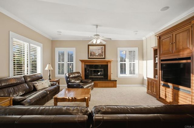 2308 Avenida La Cima, Escondido, CA 92027