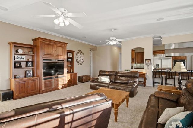 2308 Avenida La Cima, Escondido, CA 92027