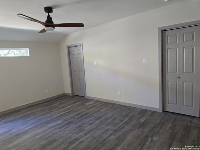 501 W Agarita, San Antonio, TX 78212