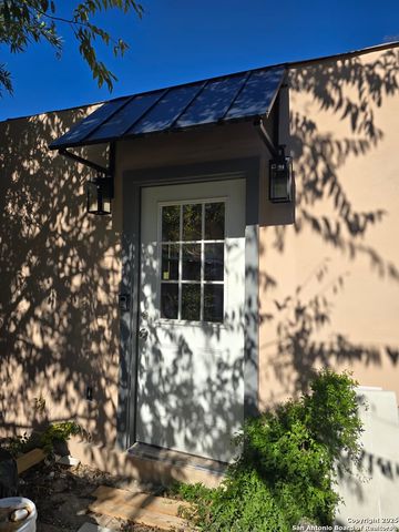 501 W Agarita, San Antonio, TX 78212