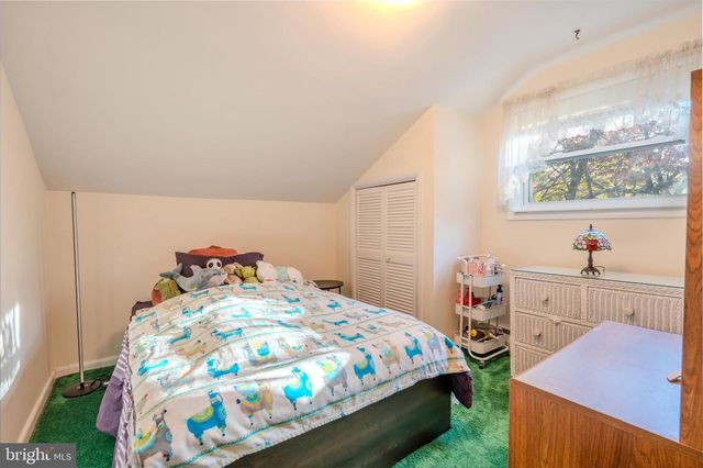 12 LINCOLN LN, Broomall, PA 19008