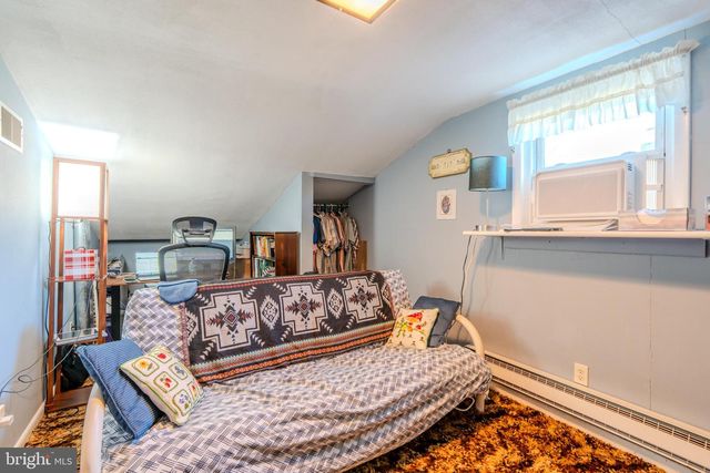 12 LINCOLN LN, Broomall, PA 19008