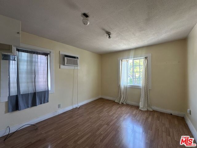 1117 N Alexandria Avenue, Los Angeles, CA 90029