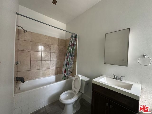 1117 N Alexandria Avenue, Los Angeles, CA 90029