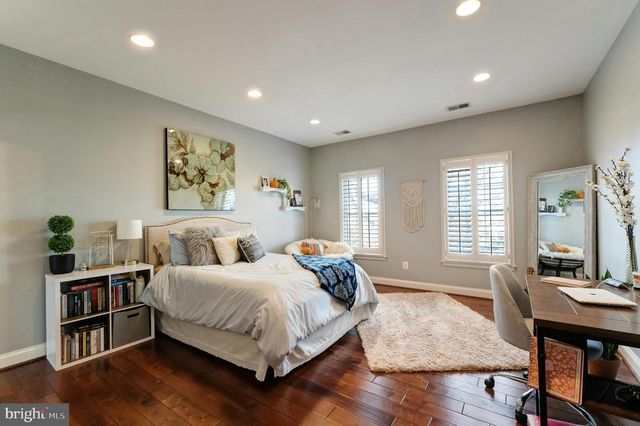 19746 WILLOWDALE PL, Ashburn, VA 20147