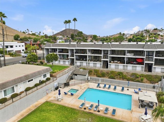 22570 Bass Place 1, Canyon Lake, CA 92587